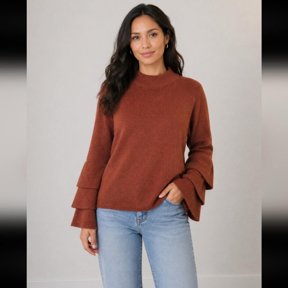 STACCATO Layered Bell Sleeve Sweater Small